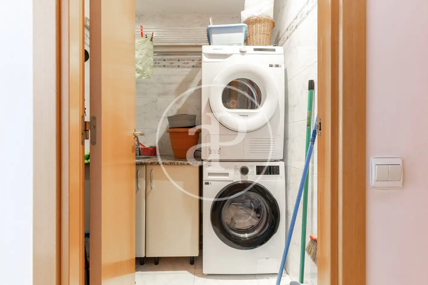 Kitchen of Flat for sale in Sant Cugat del Vallès  with Air Conditioner, Heating and Terrace