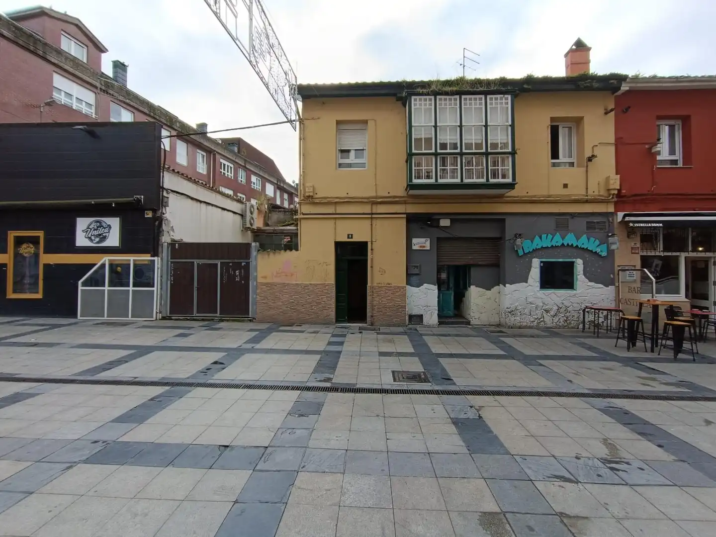 Vista exterior de Piso en venta en Torrelavega  con Terraza y Amueblado