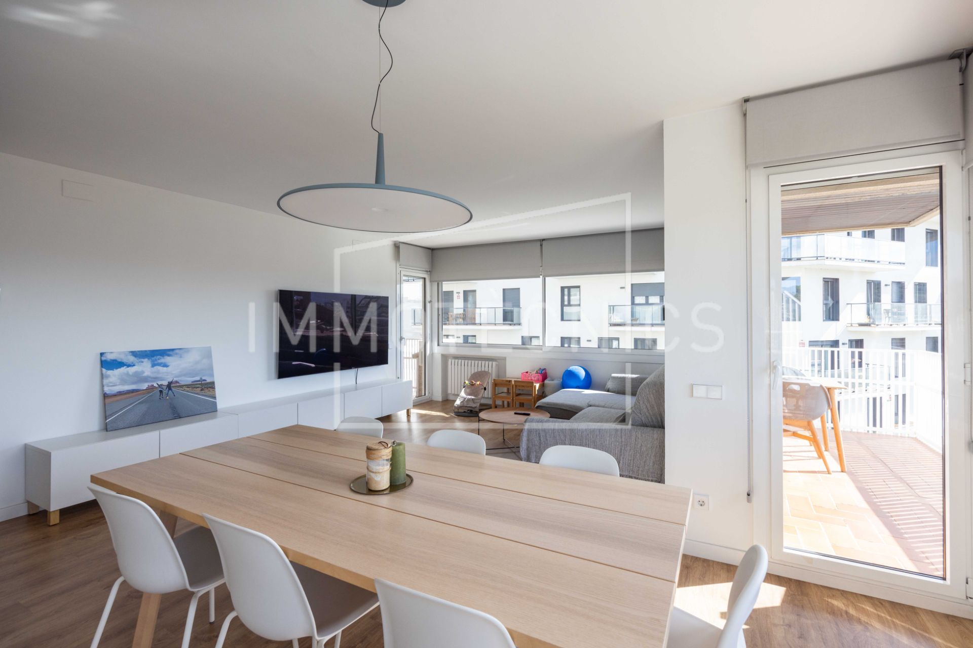 Sala d'estar de Pis en venda en Granollers amb Calefacció, Parquet i Forn