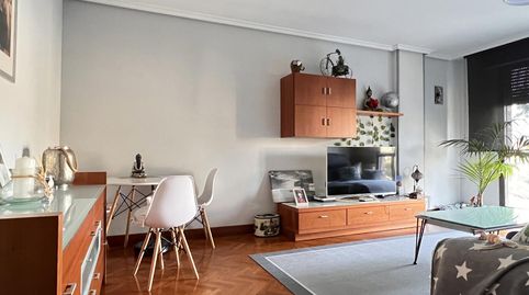 Foto 2 de Piso en venta en Lasarte-Oria, Gipuzkoa