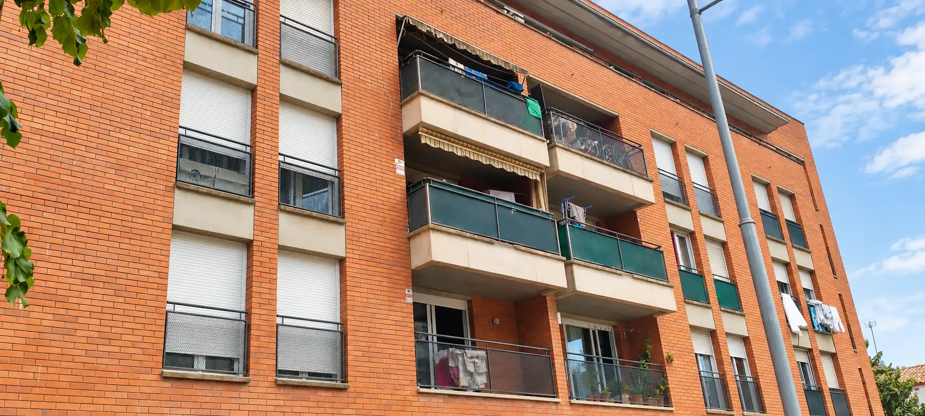 Vista exterior de Piso en venta en Montjuïc