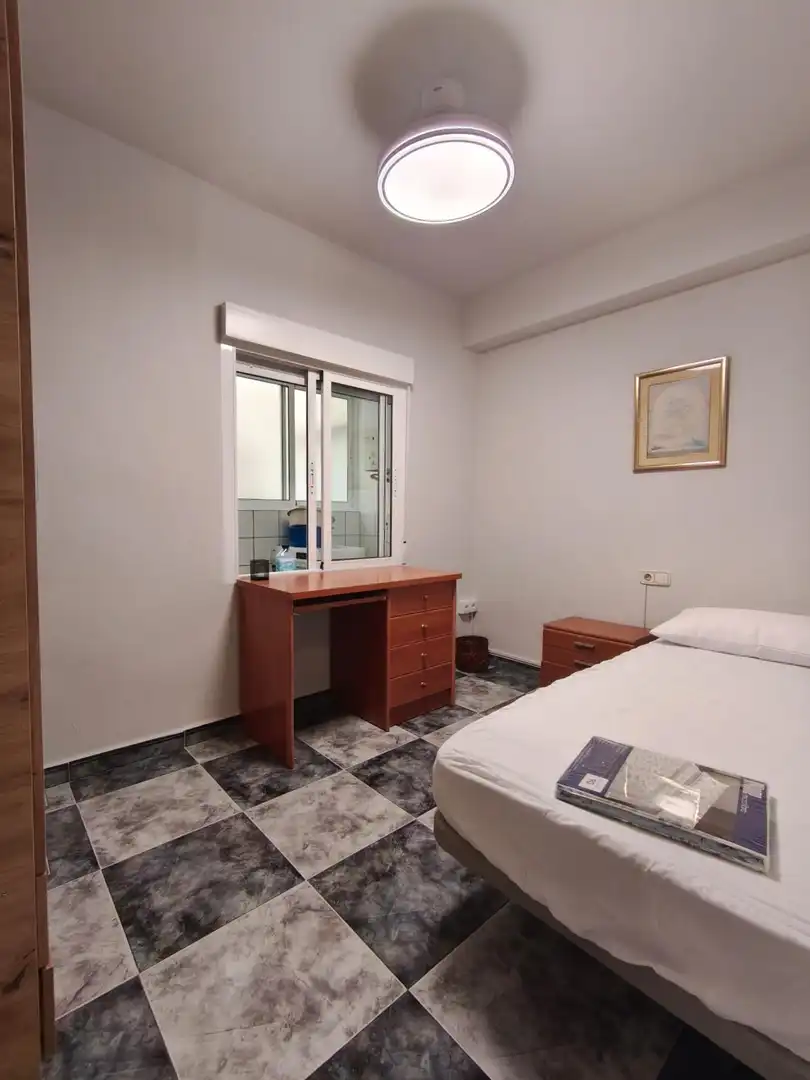 Bedroom of Flat for rent in Elche / Elx  with Air Conditioner, Furnished and Balcony