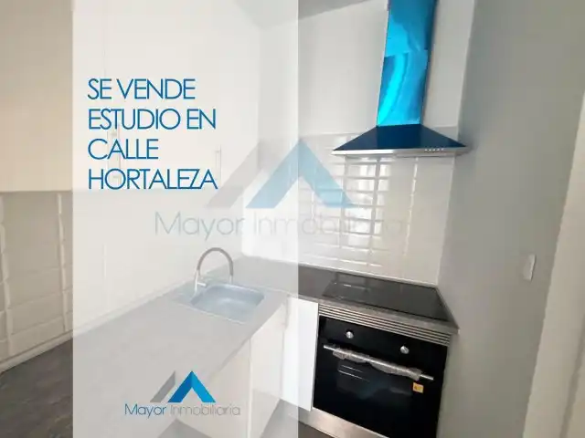 Estudio con terraza en venta en Calle de Hortaleza 72