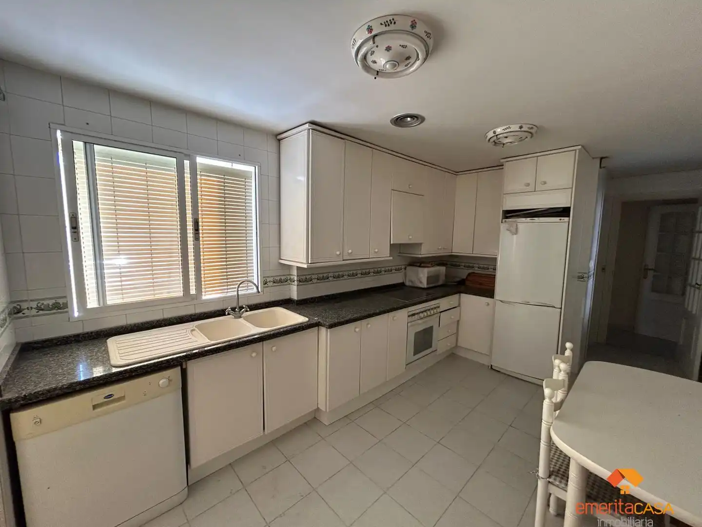 Cocina de Piso en venta en Almendralejo con Trastero y Balcón