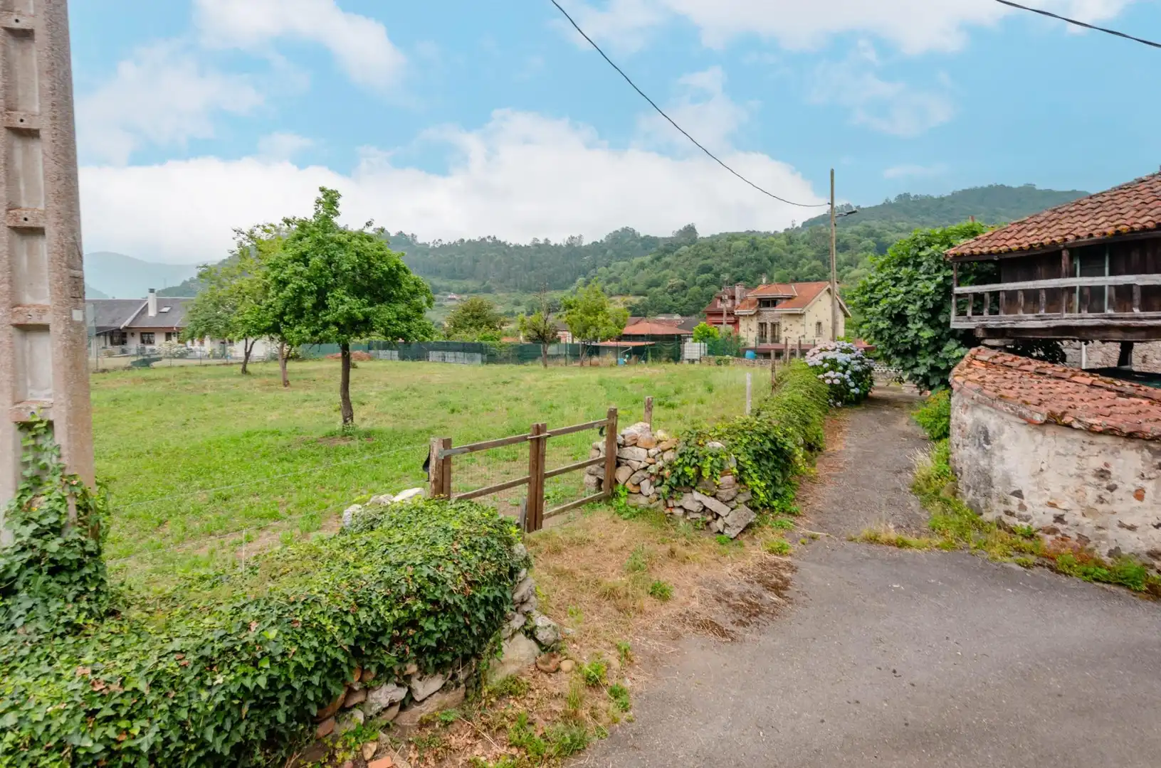 Casa o xalet en venda en Oviedo  amb Calefacció, Jardí privat i Terrassa