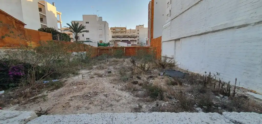 Terreno en venta en Torrevieja