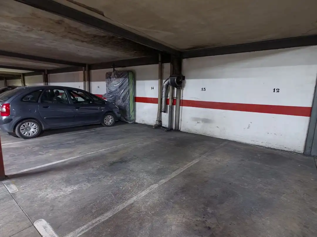 Parking de Garaje de alquiler en Santo Domingo y San Martín 