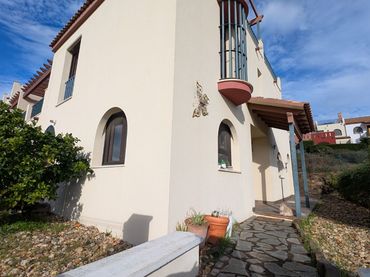 Villa con piscina in vendita a Jose de espronceda 9