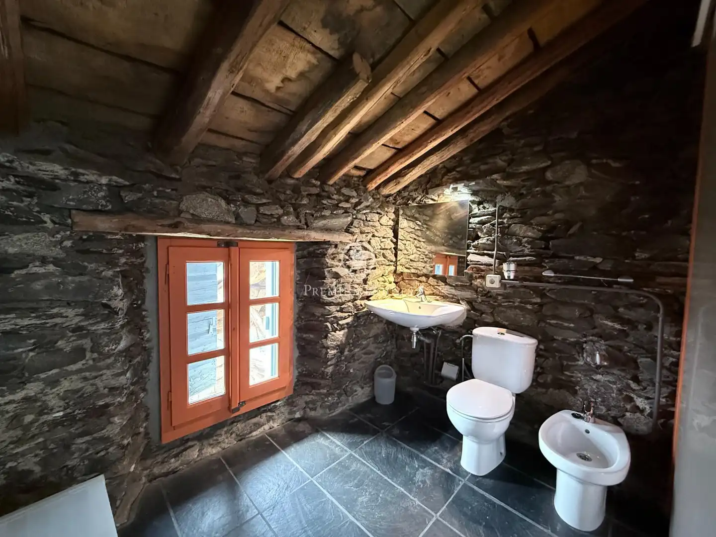 Bany de Finca rústica en venda en Guils de Cerdanya amb Jardí privat i Traster