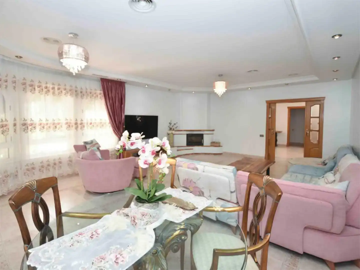Sala de estar de Casa o chalet en venta en Orihuela con Aire acondicionado, Piscina y Balcón
