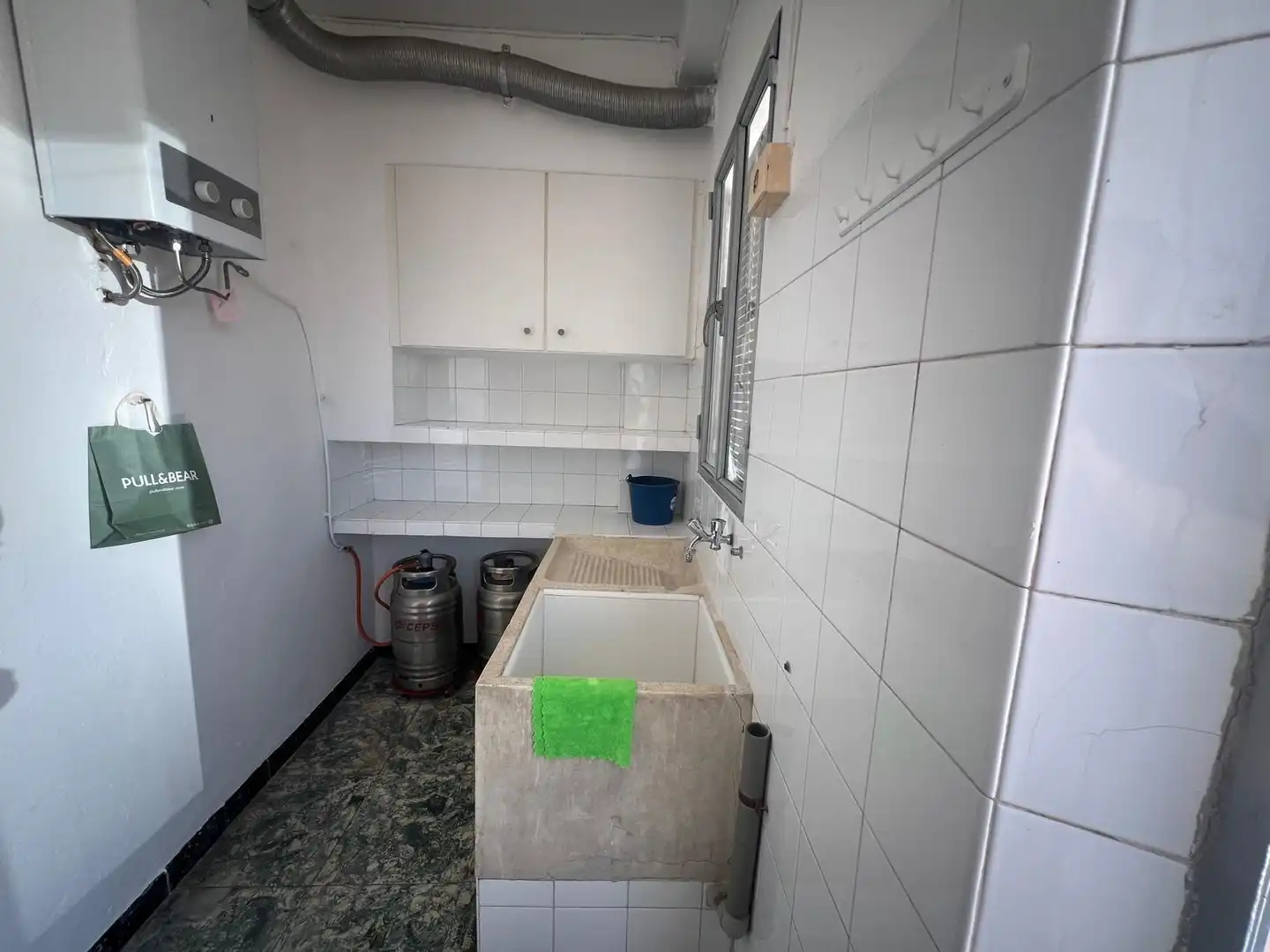 Cocina de Piso de alquiler en La Font d'en Carròs con Terraza y Amueblado