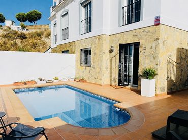 Casa con piscina en venta en Frigiliana