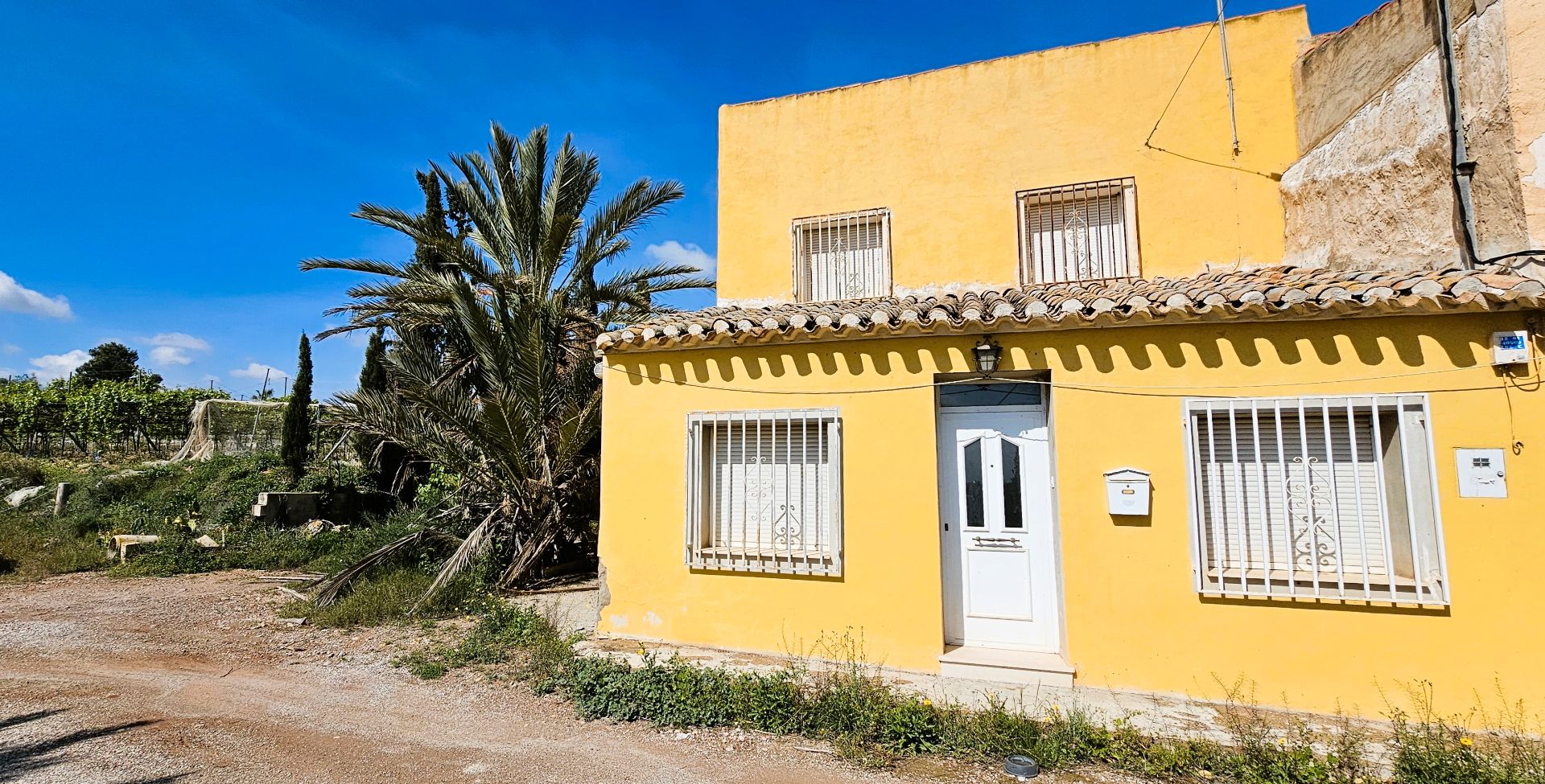 Vista exterior de Casa adosada en venta en Totana con Jardín privado, Terraza y Trastero