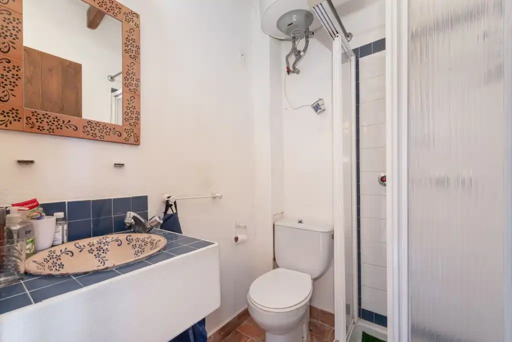 Badezimmer von Country house zum Verkauf in Pollença mit Klimaanlage, Terrasse und Möbliert