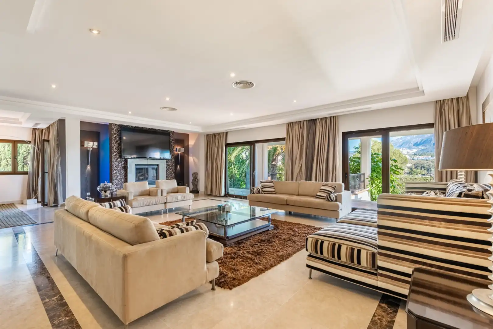 Villa con terrazza in vendita a Nueva Andalucía, imagen 8