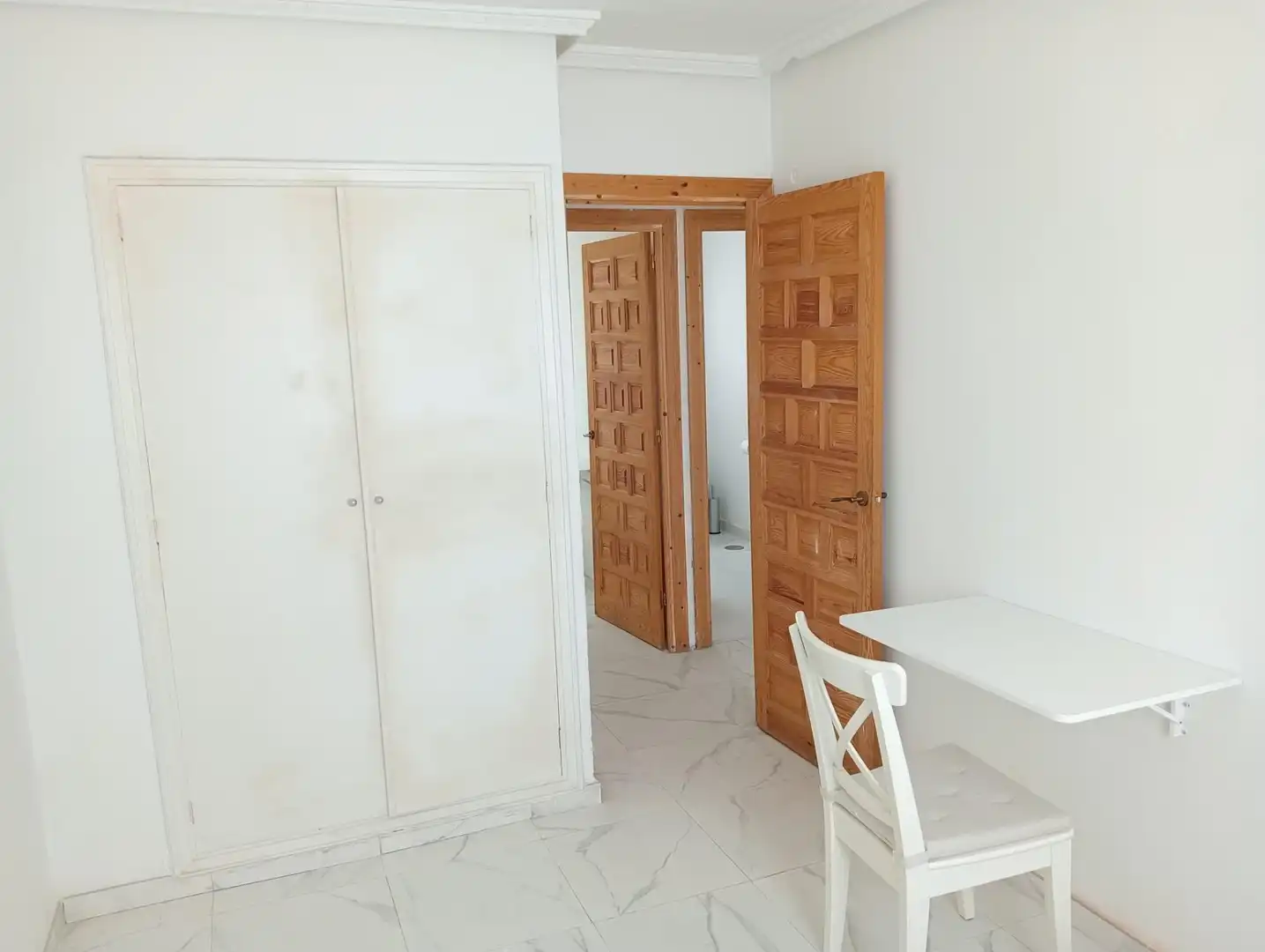 Wohnung zur Miete in Sevilla mit Klimaanlage, Terrasse und Möbliert