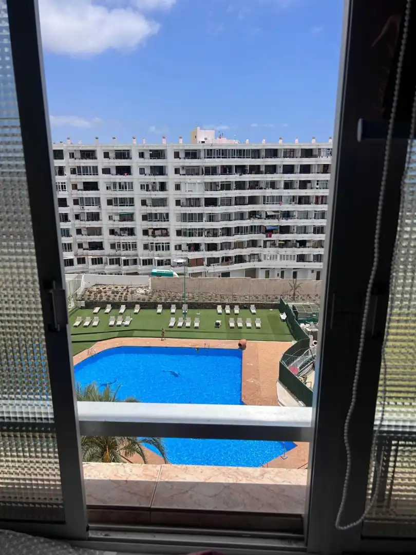 Piscina de Apartamento en venta en San Bartolomé de Tirajana con Aire acondicionado, Amueblado y Horno
