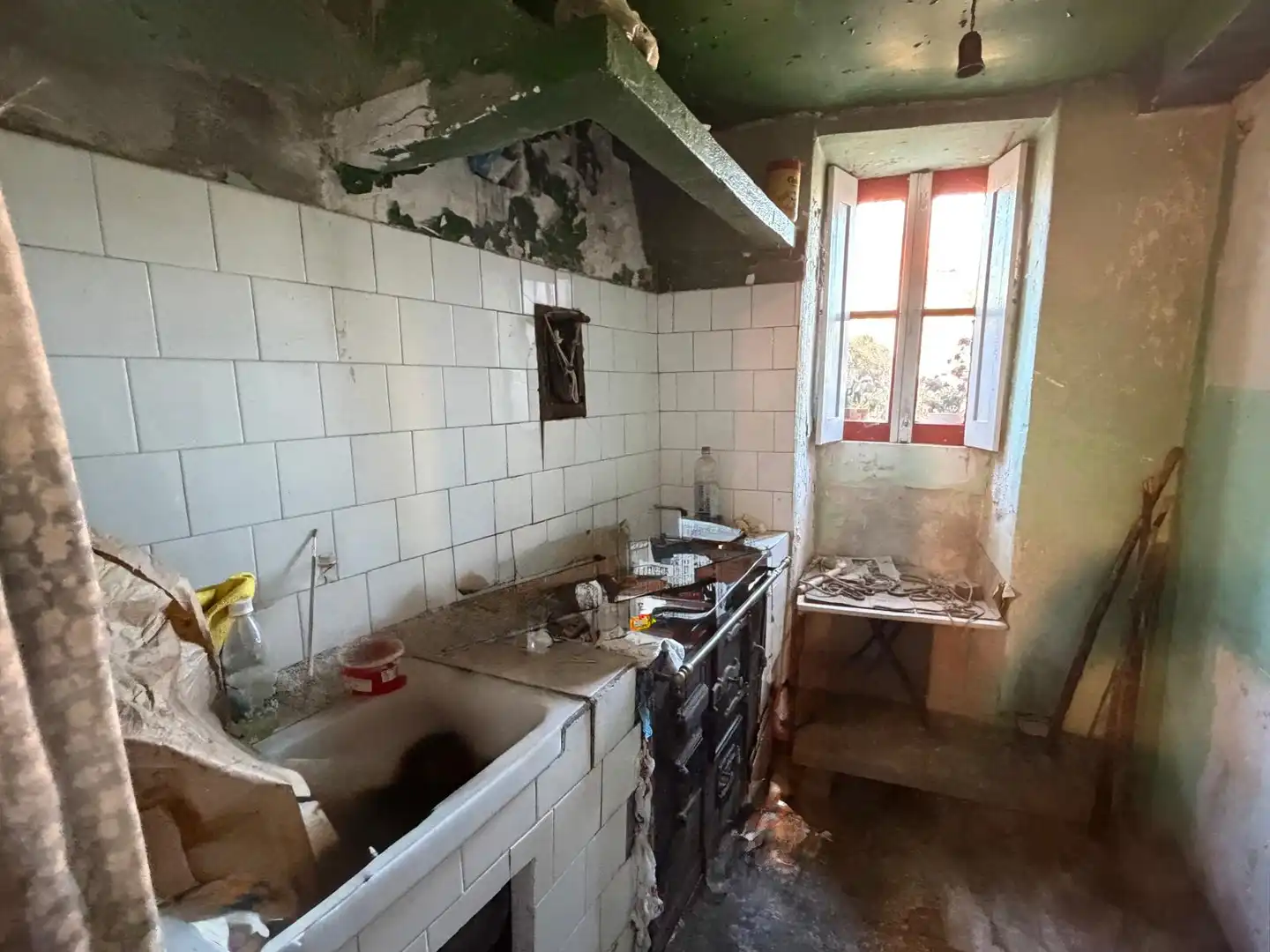 Cocina de Finca rústica en venta en Baiona con Jardín privado
