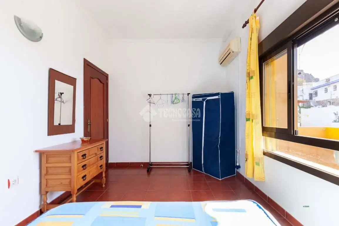 Detached homes for sale in C. Eduardo VII, Castell del Rey
