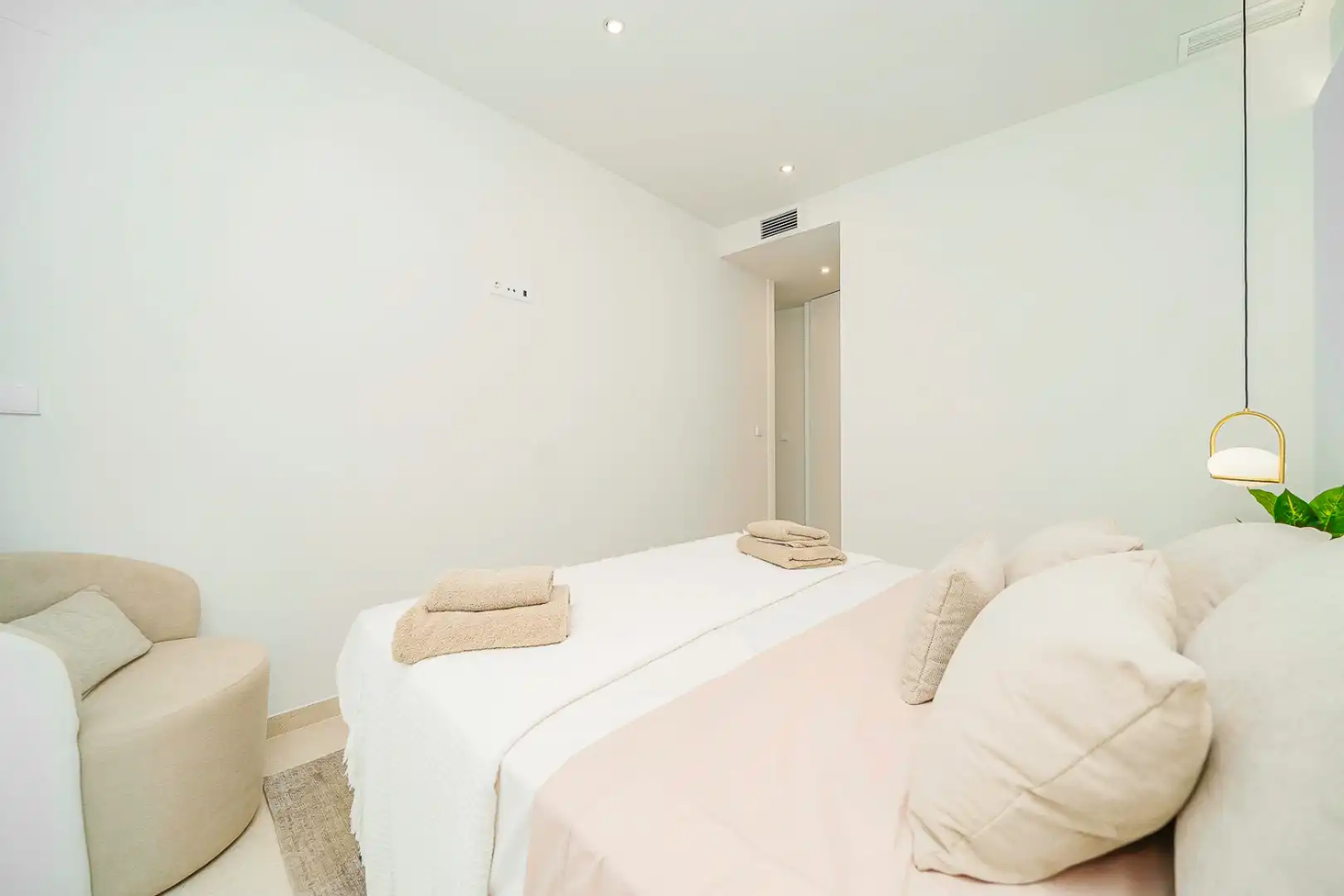 Bedroom of Apartments for sale in Orihuela Costa