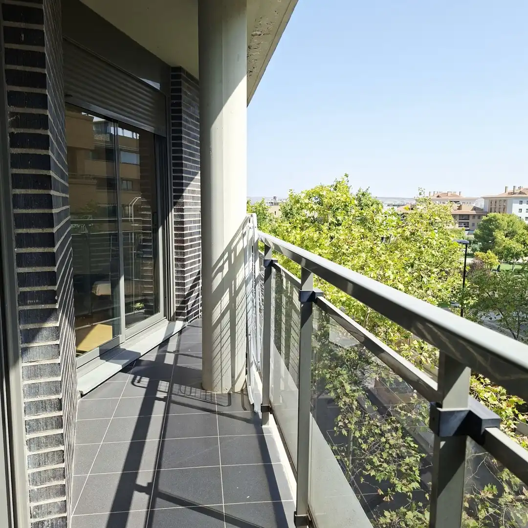 Flat with pool for sale in Miralbueno, imagen 9