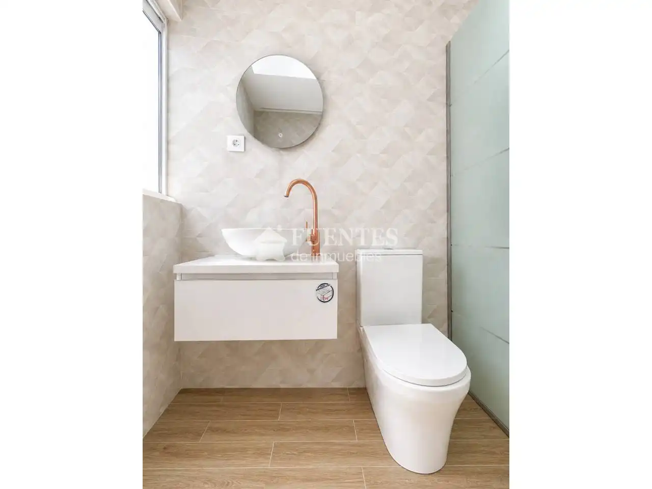 Bany de Apartament en venda en Alicante / Alacant amb Aire condicionat i Moblat