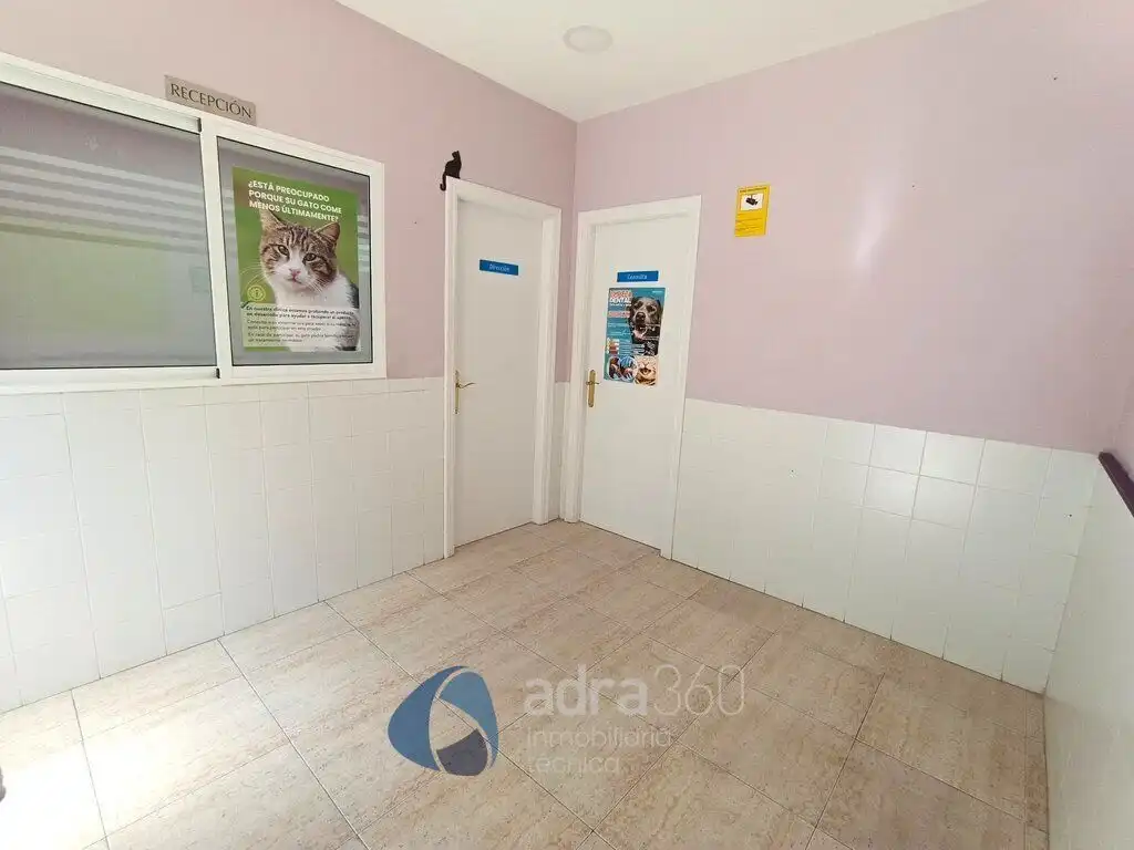 Business premises for sale in Avenida de Navarra, imagen 2