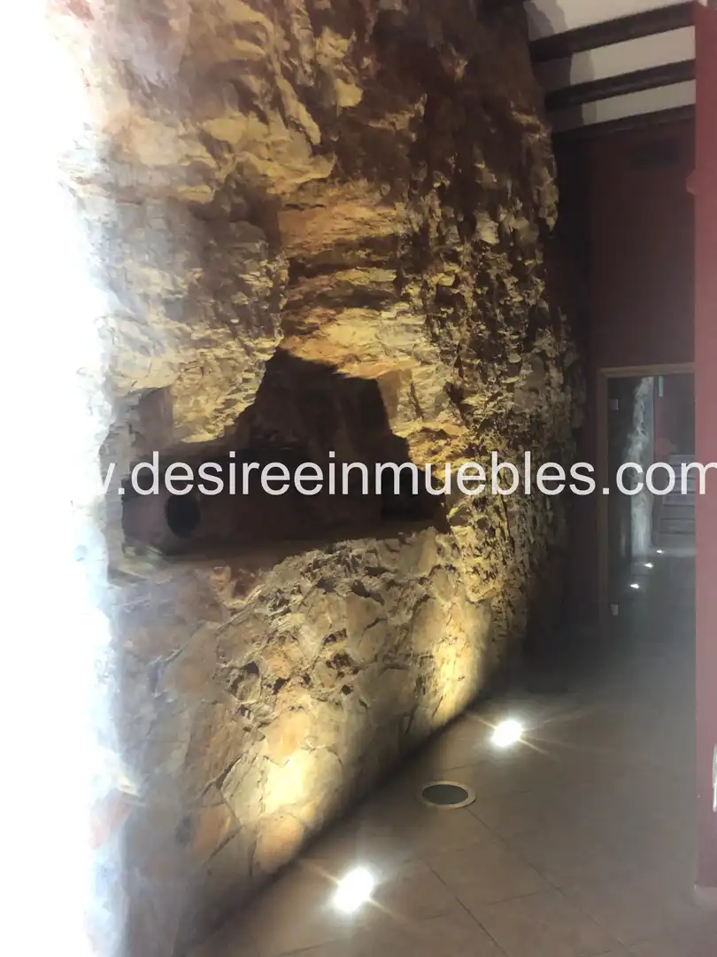 Buildings for sale in Carrer Calvari, Sueras / Suera