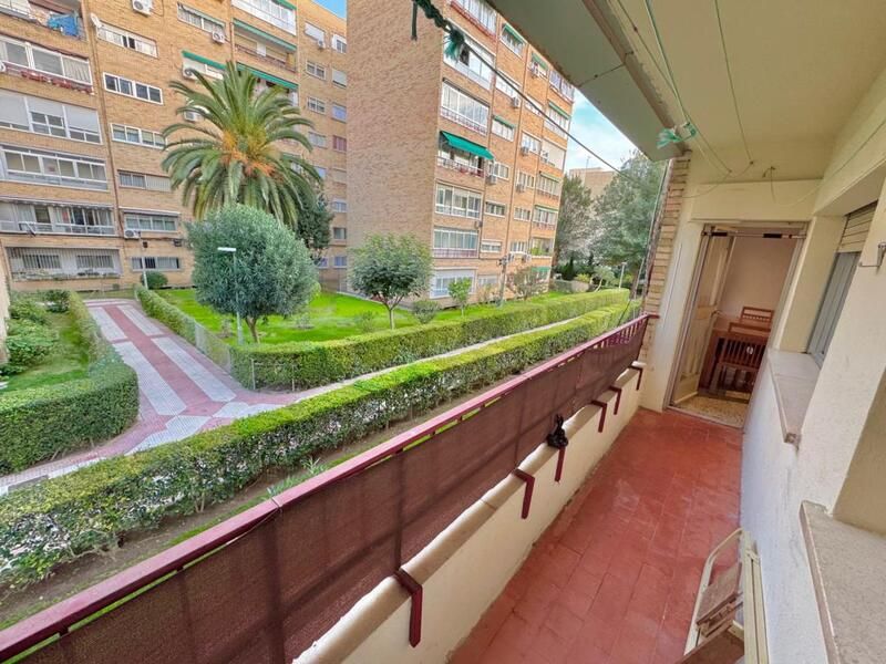 Vista exterior de Pis en venda en Torrejón de Ardoz amb Calefacció i Terrassa