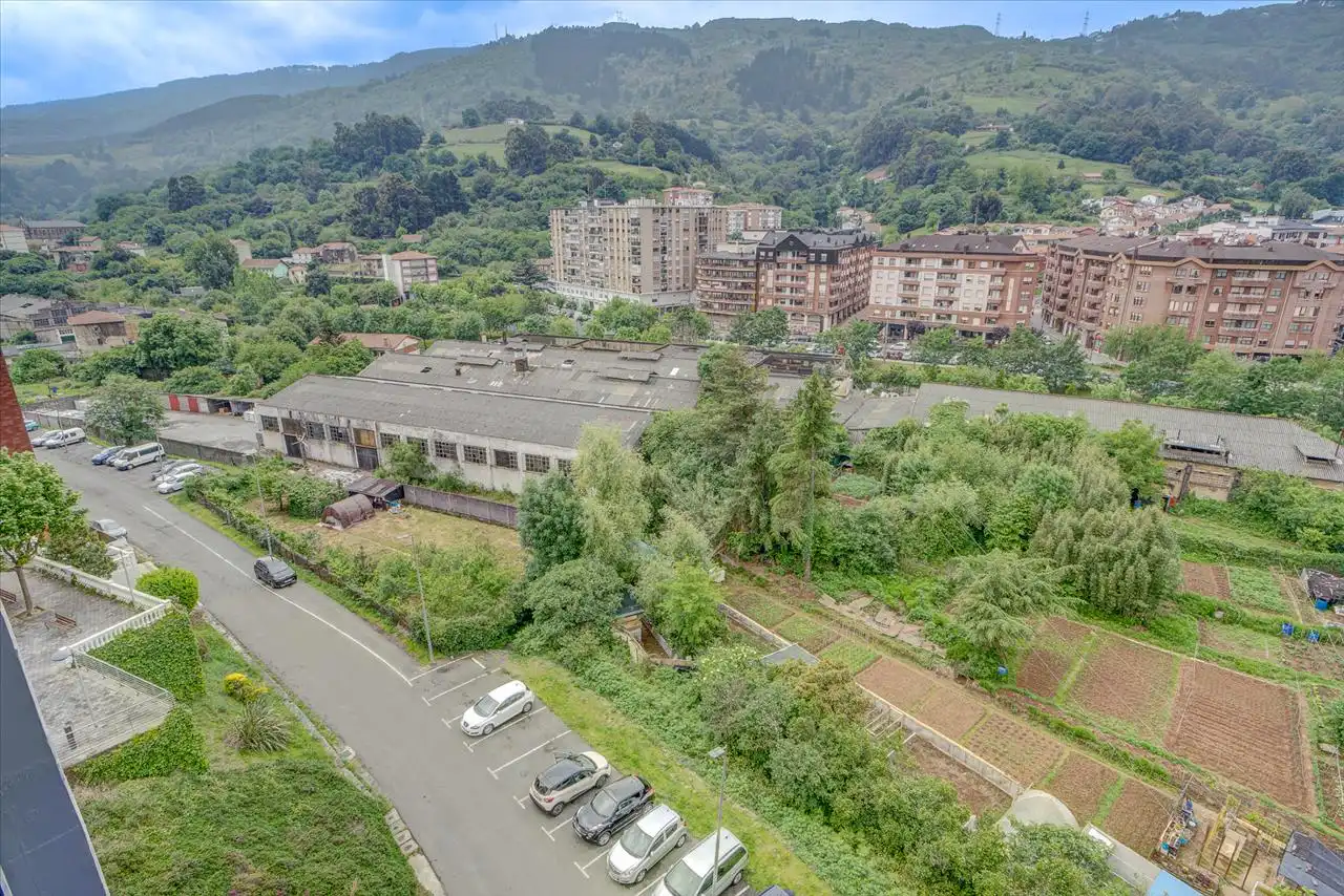 Residencial en venta en JUAN SEBASTIAN ELCANO, P.PARC, U.21J, Valle de Trápaga-Trapagaran