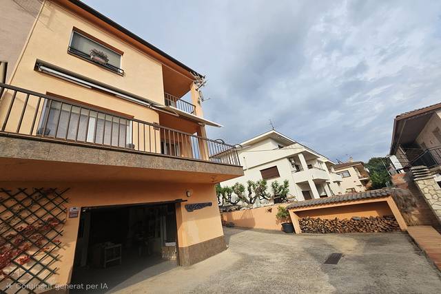 Casa adosada en Venta en Carrer Santiago Rusiñol en Hostalric