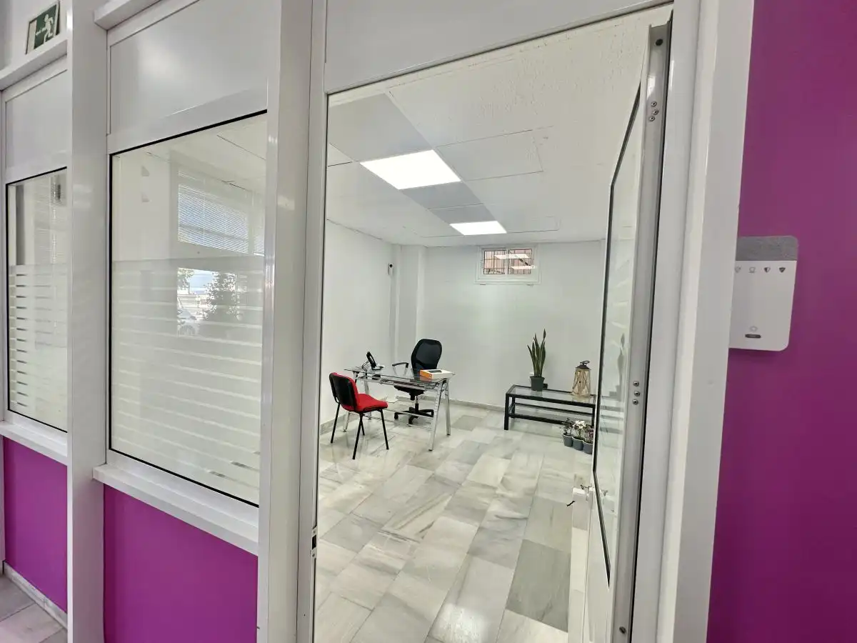 Oficina de alquiler en Torremolinos con Aire acondicionado y Calefacción