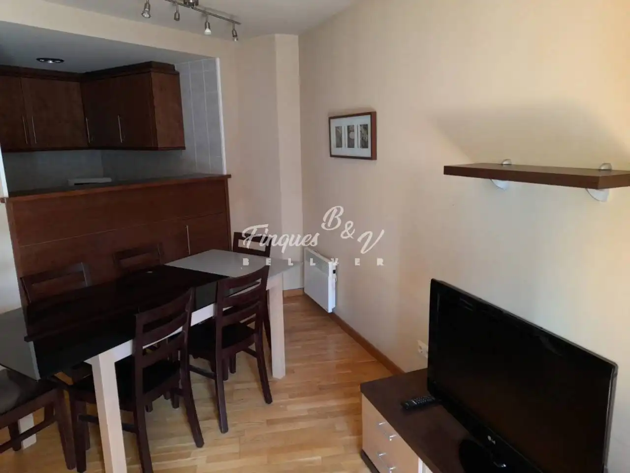 Wohnzimmer von Wohnung zur Miete in Bellver de Cerdanya mit Heizung, Parkett und Möbliert