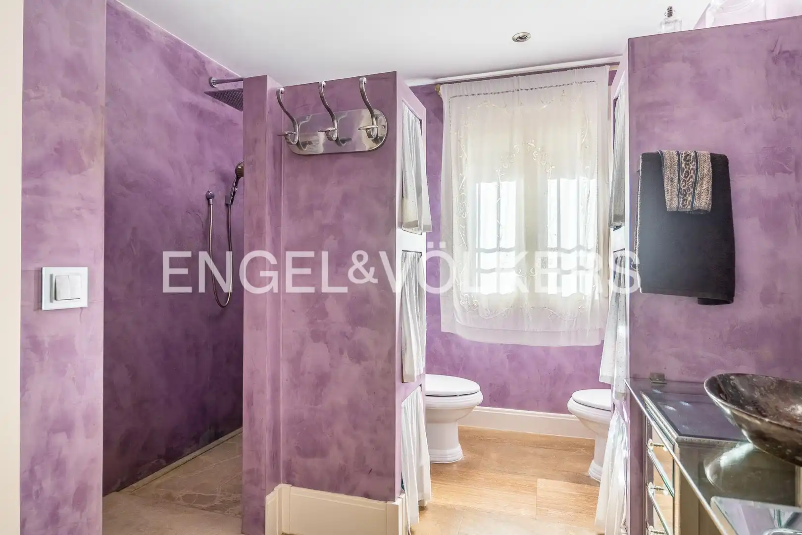 Bathroom of Detached homes for sale in Sevilla  with Air Conditioner, Heating and Storage room