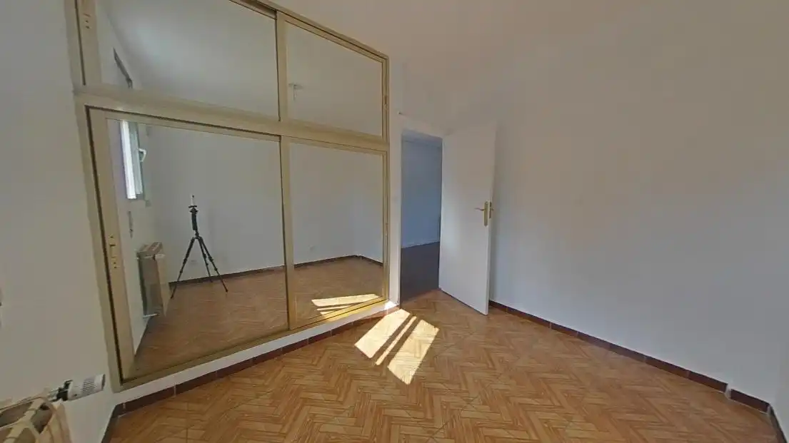 Habitación de Piso en venta en Madrid con Calefacción, Terraza y Horno