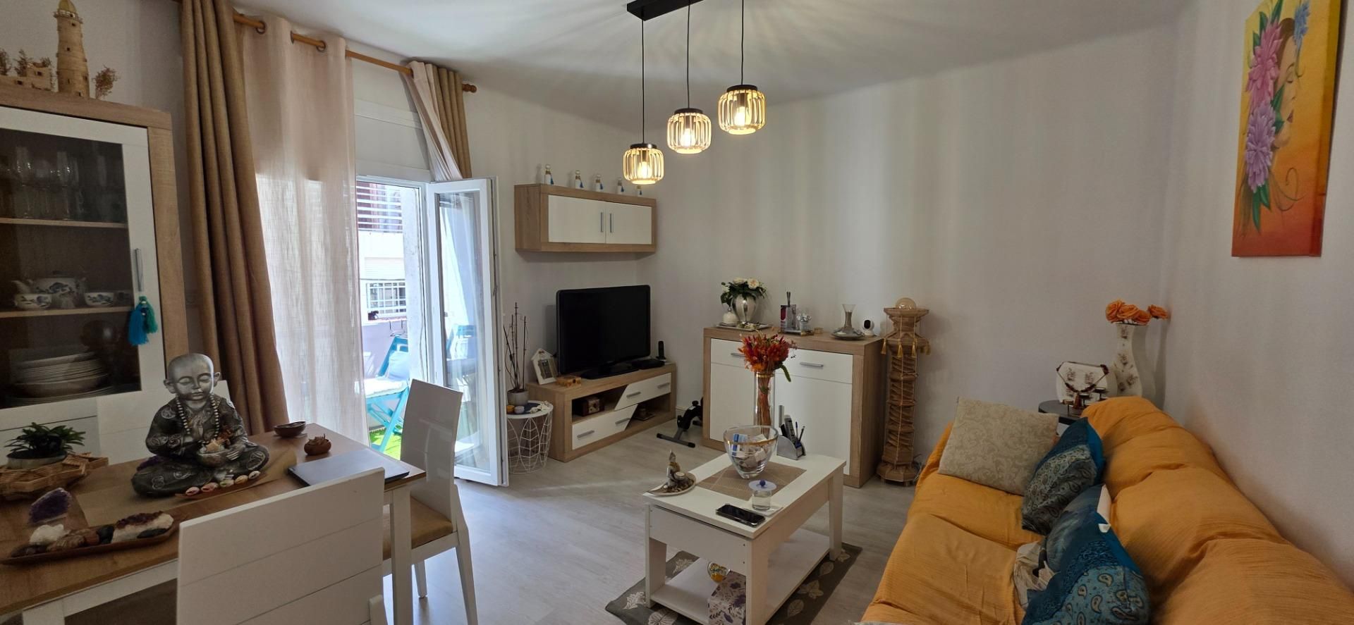 Sala d'estar de Pis en venda en L'Ametlla de Mar  amb Aire condicionat i Balcó