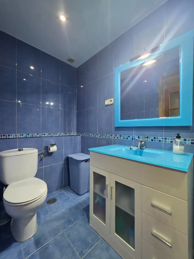 Baño de Piso en venta en Parla con Aire acondicionado, Calefacción y Parquet
