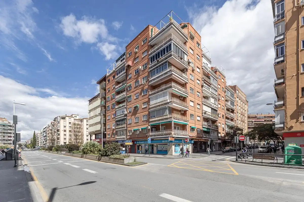 Piso en venta en Martínez De La Rosa