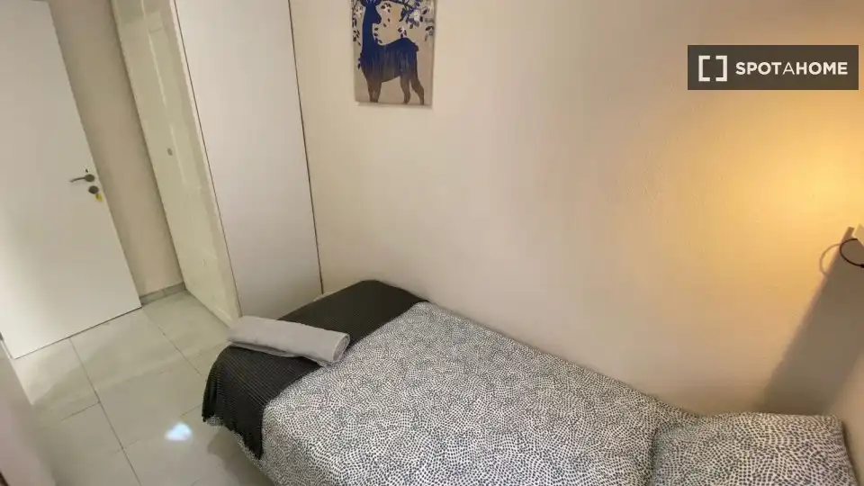 Room in Canillejas