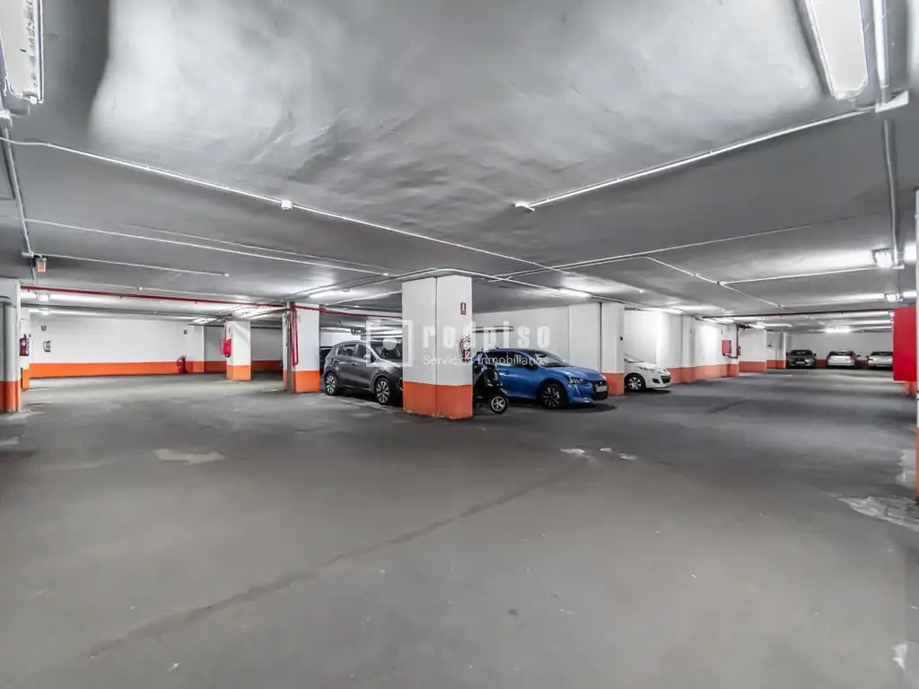 Garage for sale in CONDE DE LA CIMERA, Ciudad Universitaria