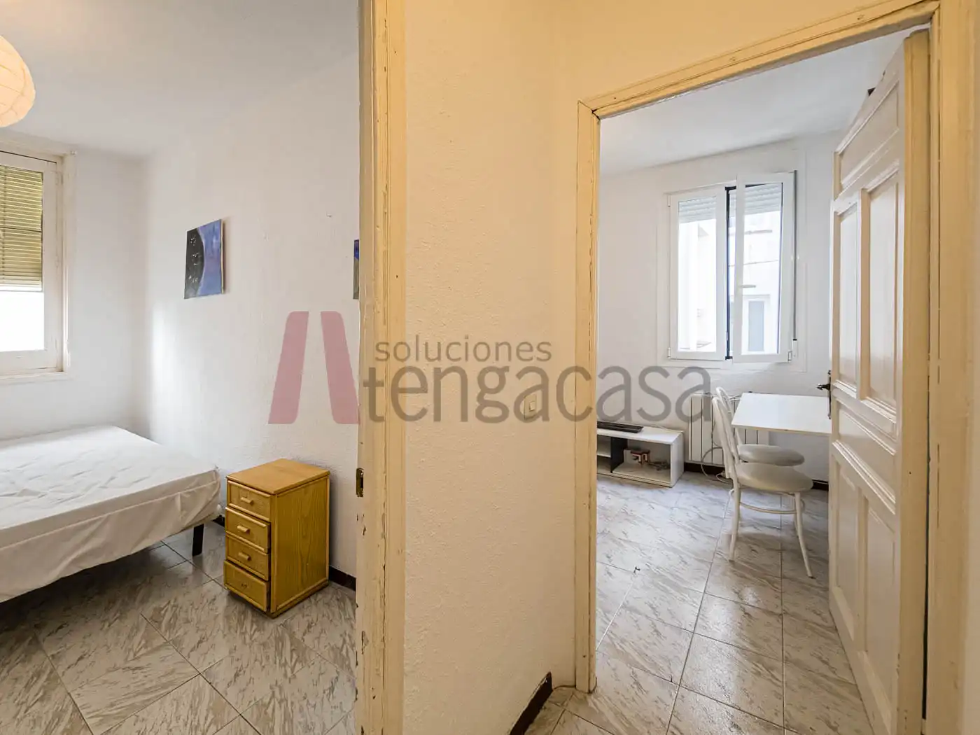 Flat for rent to own in Calle de la Colegiata, Embajadores - Lavapiés