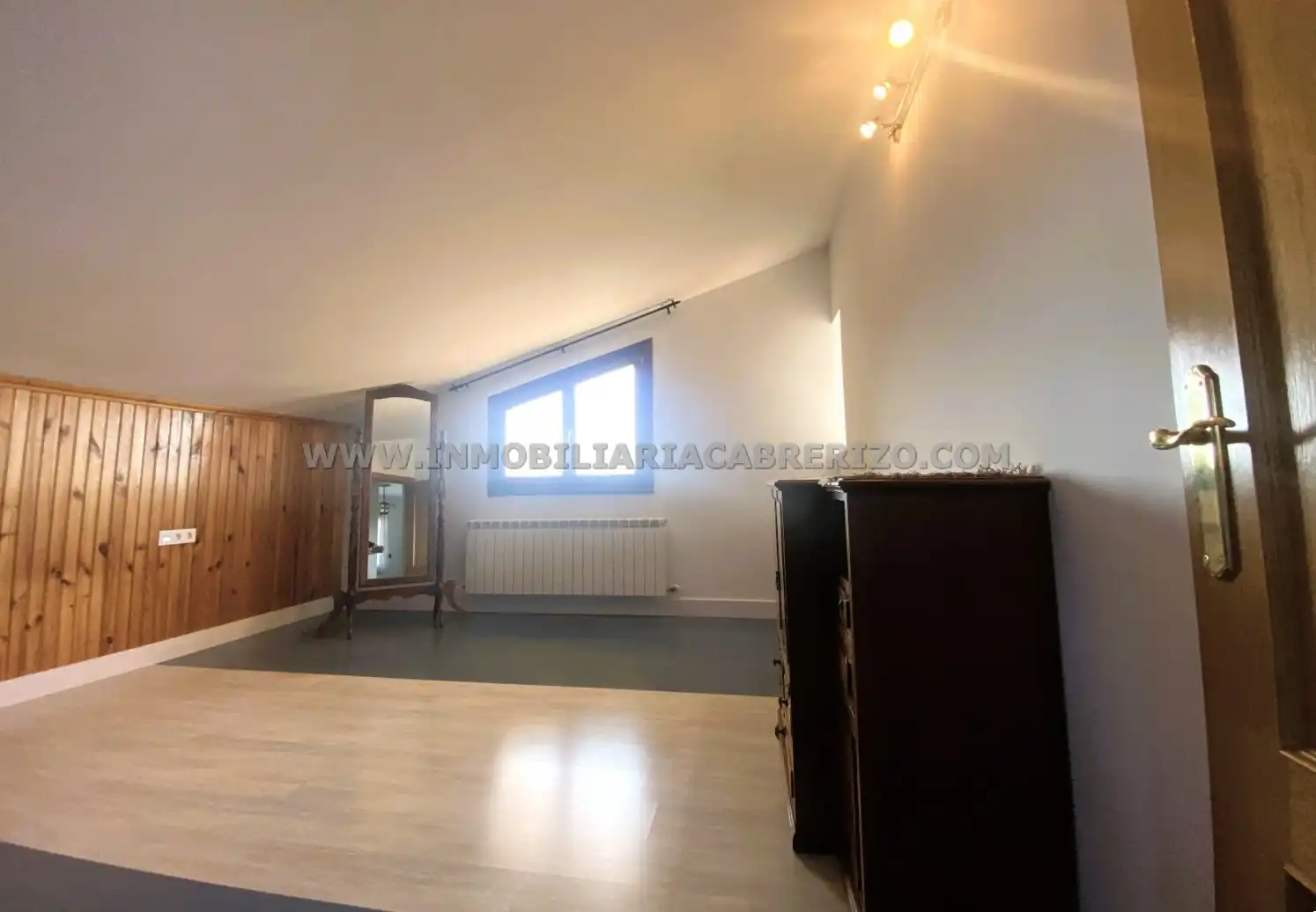 Casa o chalet en venta en Olóriz / Oloritz con Aire acondicionado, Calefacción y Jardín privado