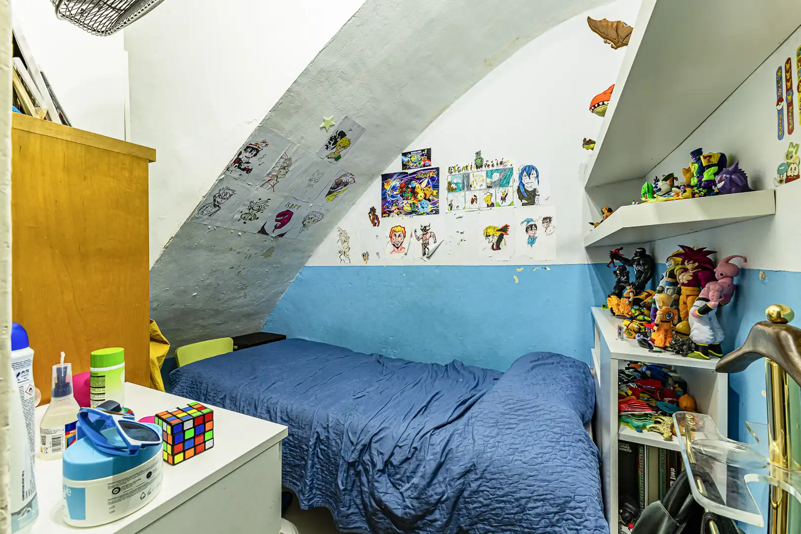 Habitación de Casa adosada en venta en Sant Andreu