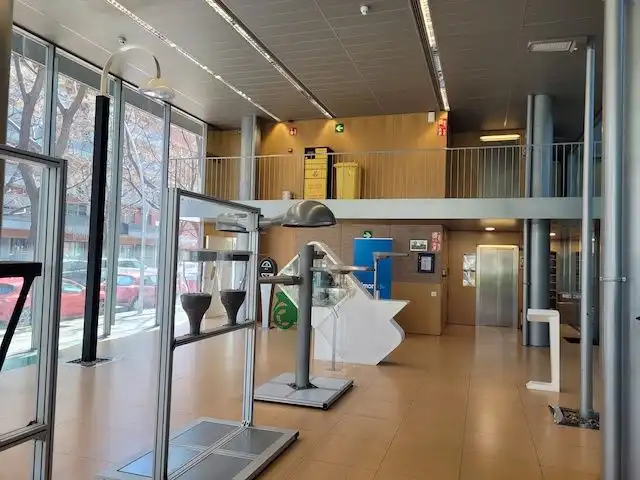 Büro zur Miete in Barcelona mit Klimaanlage, Heizung und Terrasse
