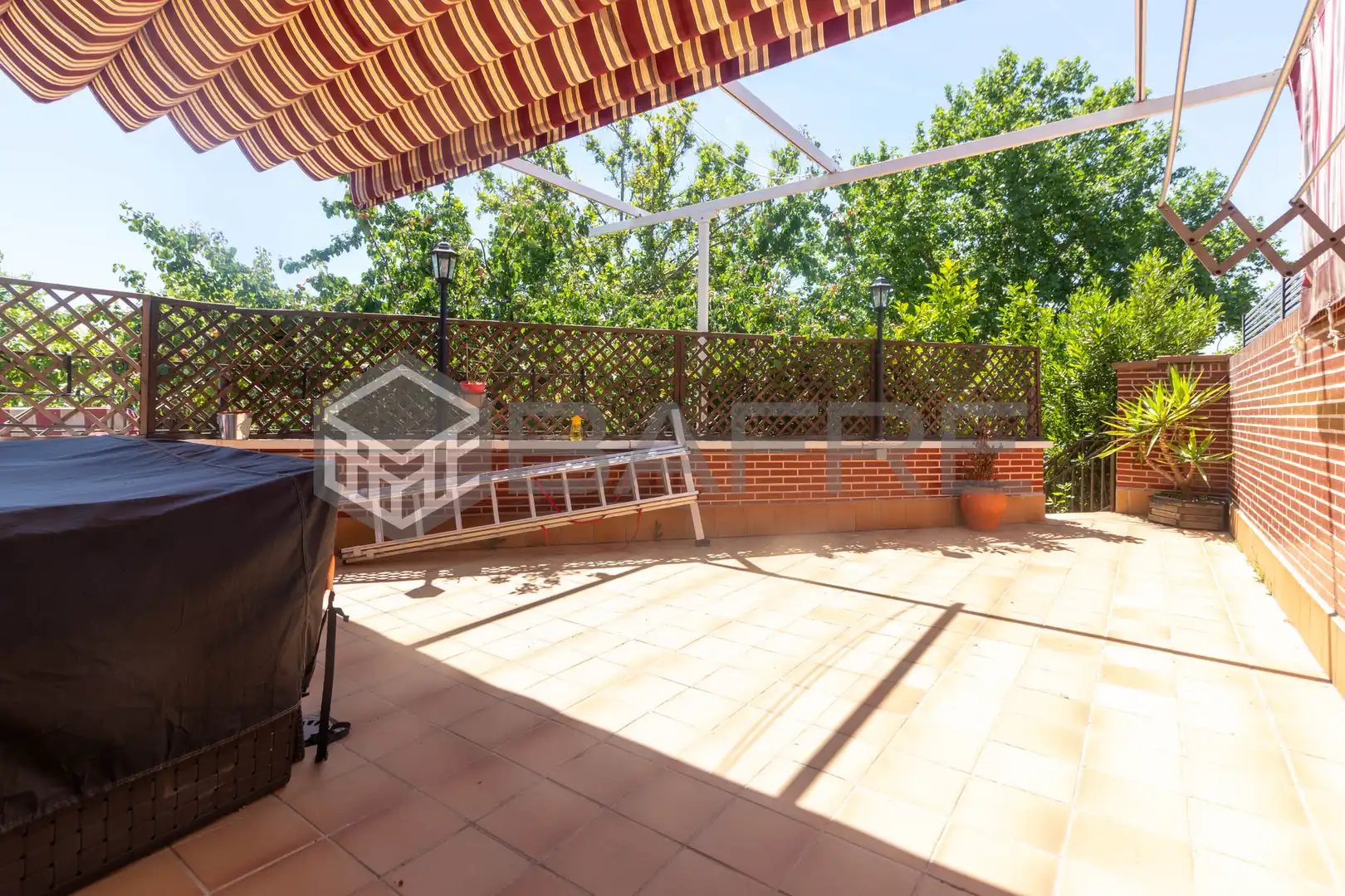 Terrassa de Casa o xalet en venda en Getafe amb Aire condicionat, Calefacció i Jardí privat