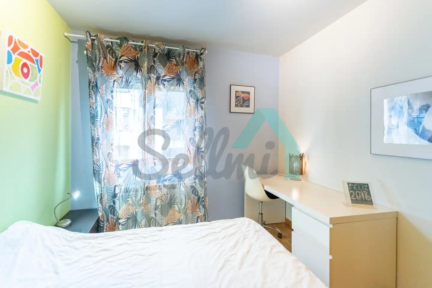 Habitación de Piso de alquiler en Oviedo  con Calefacción, Parquet y Amueblado