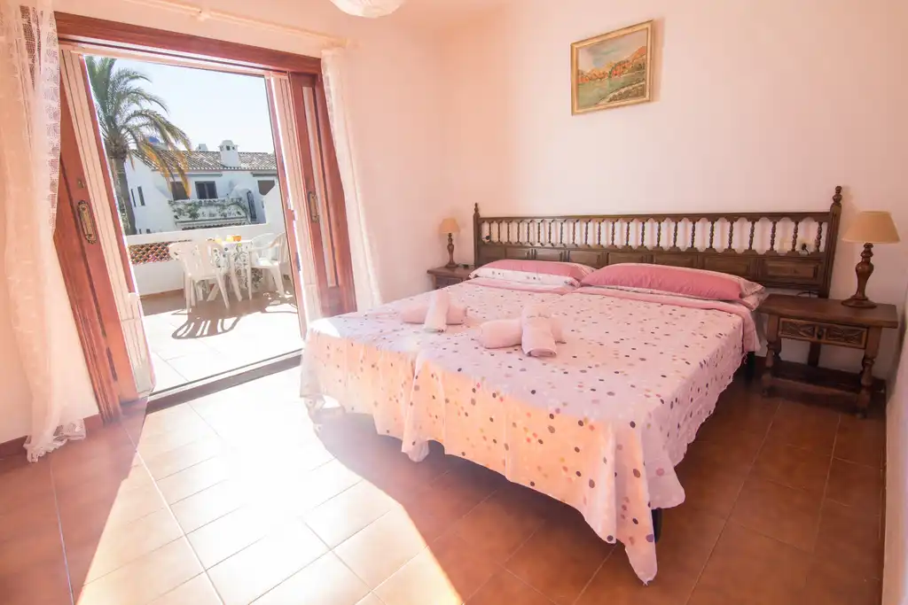 Habitación de Piso de alquiler en Dénia con Aire acondicionado, Calefacción y Terraza
