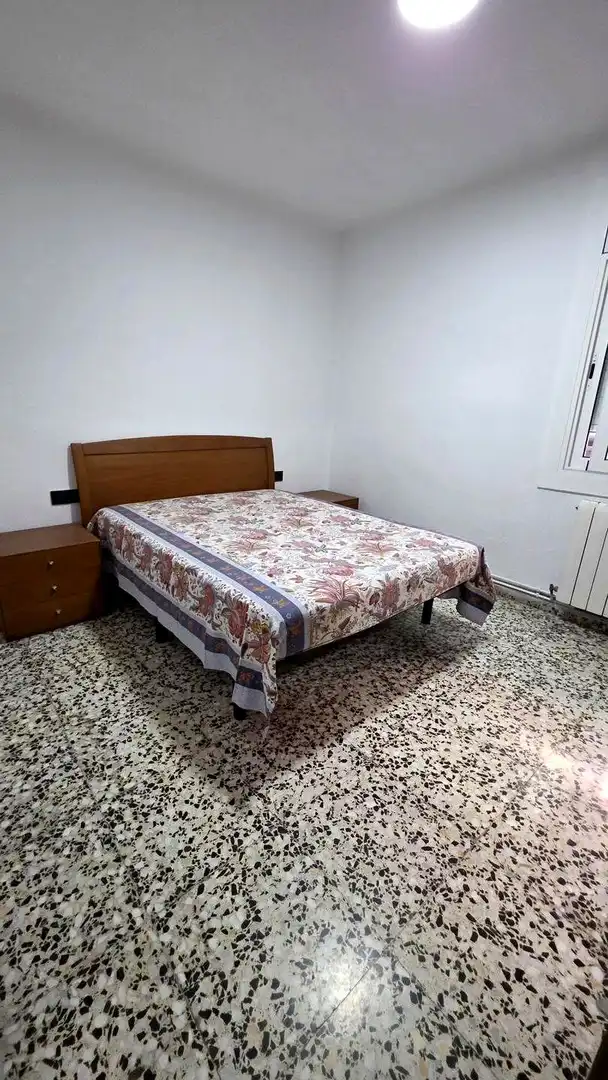 Dormitori de Planta baixa en venda en Terrassa amb Calefacció