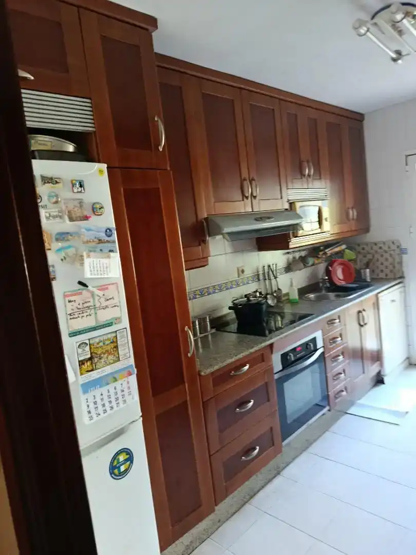 Cuina de Casa adosada en venda en Puerto Real amb Aire condicionat i Balcó