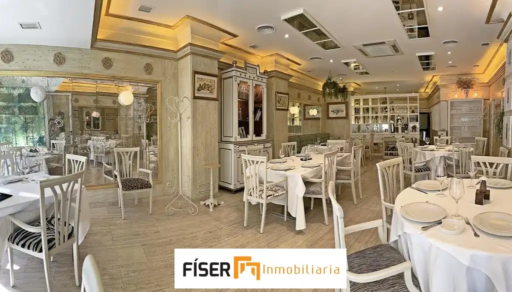 Commercial properties for sale in Calle López Asme, Zafra